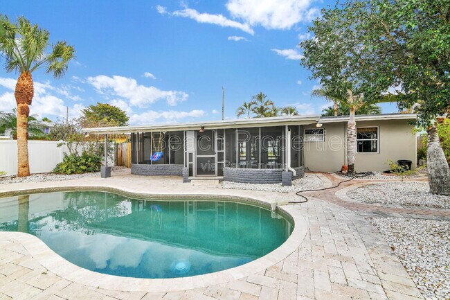 Building Photo - 2431 Key Largo Ln