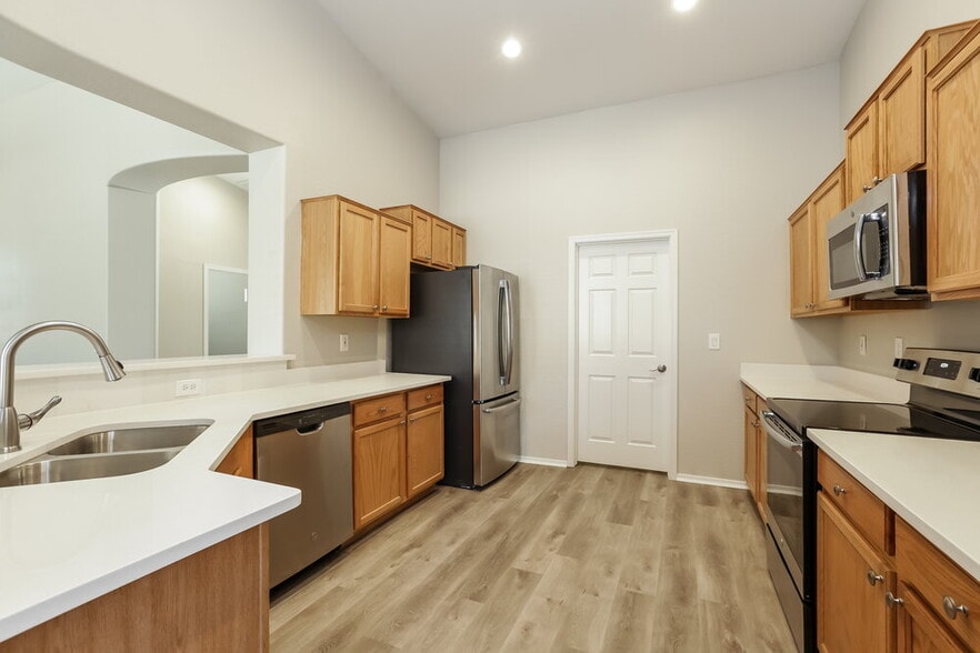 Building Photo - 7308 W Superior Ave