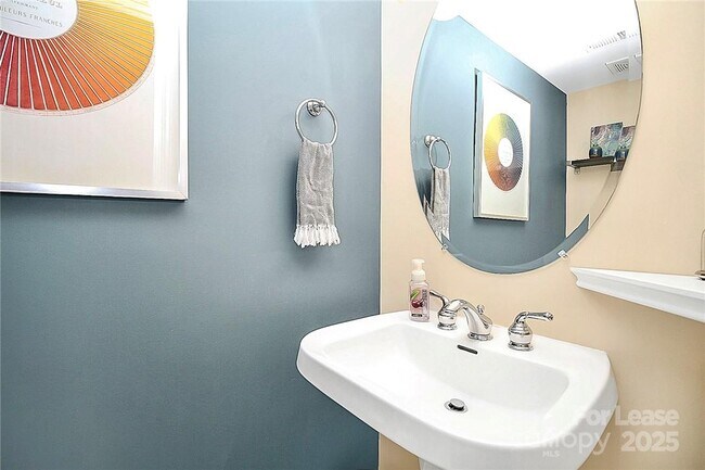 Building Photo - 11503 Destin Ln