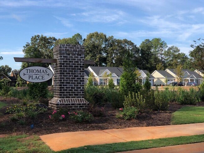 Building Photo - 1043 Wildfire Cir