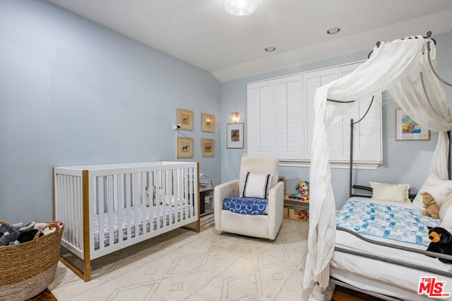 Building Photo - 765 N Almar Ave