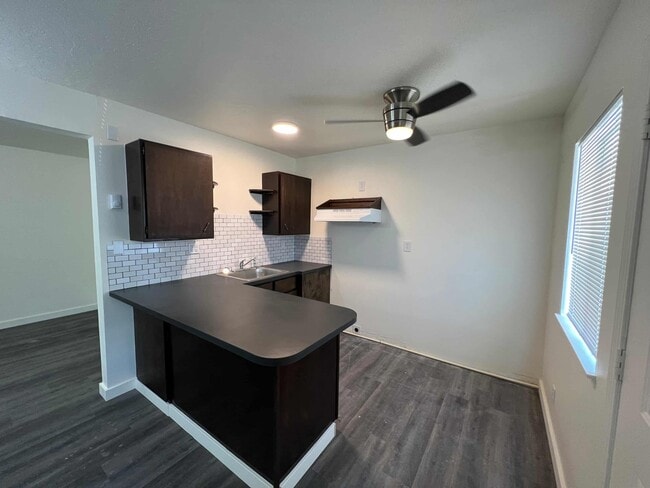 Floorplan - Studio West Apartments