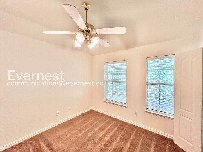 Building Photo - 6458 Riverside Dr