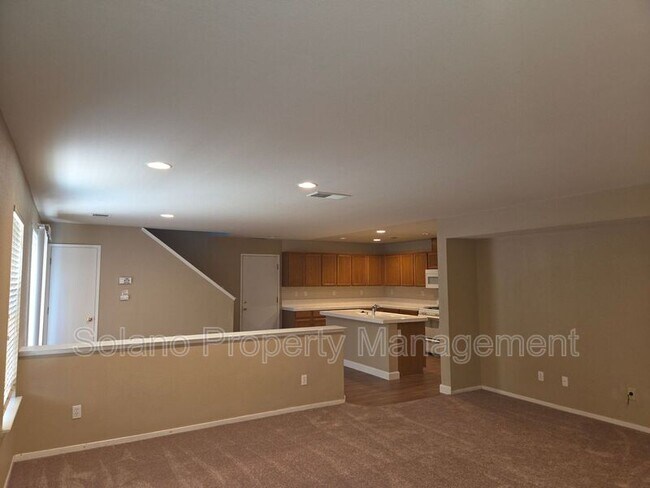 Building Photo - 3124 Puffin Cir