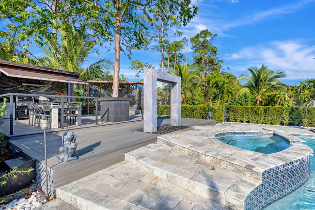 Building Photo - 13803 Citrus Grove Blvd
