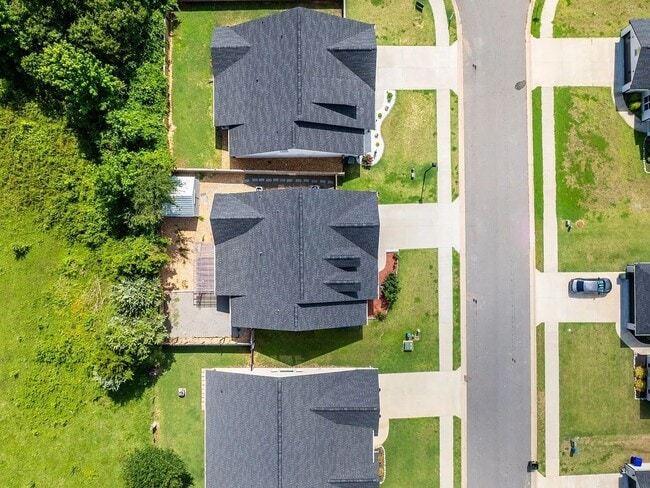 Building Photo - 1725 Rohan Cir