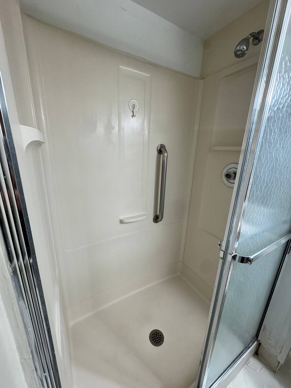 Building Photo - 283 Sassafras Ct