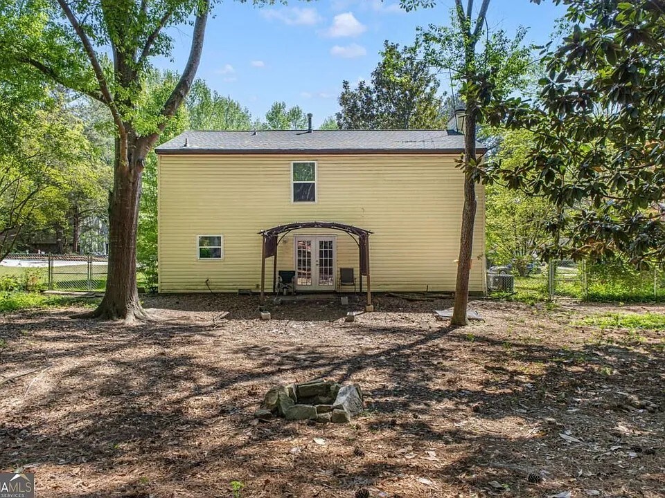 Building Photo - 6255 Beaver Creek Trl
