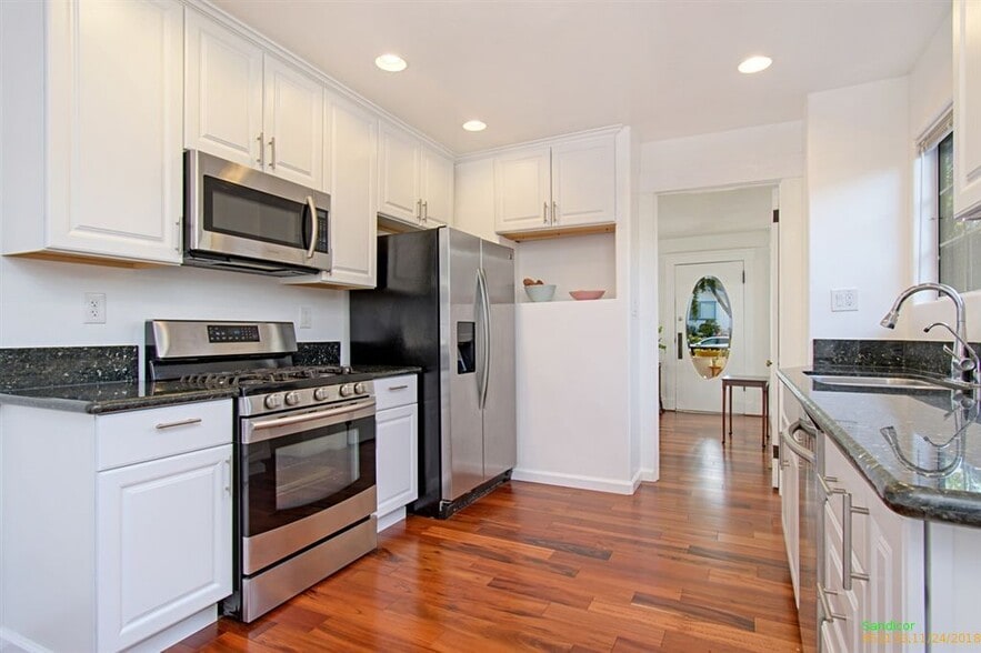 Building Photo - 4585 Florida St