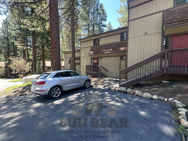 Building Photo - 2 Bedroom in Brookstone - Great Lower Elev...