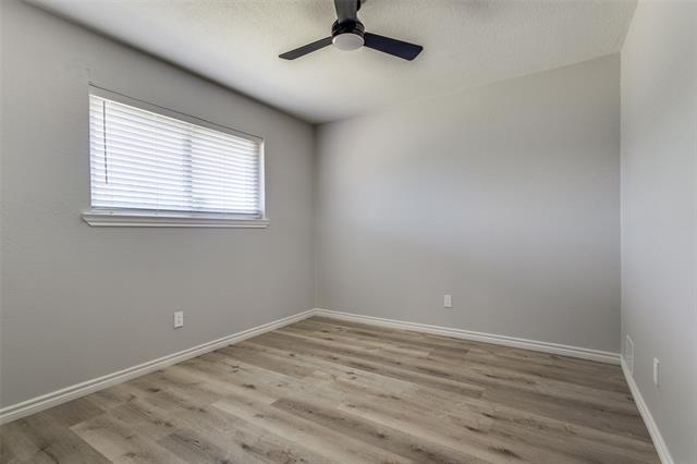 Building Photo - 900 Hillside Ln