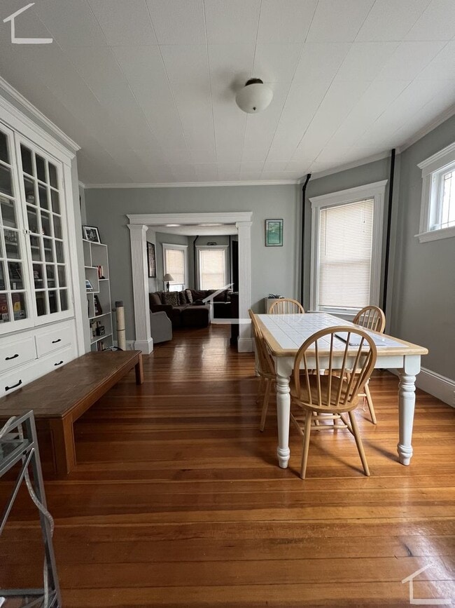 Building Photo - Very Affordable 2 bed in Brighton...