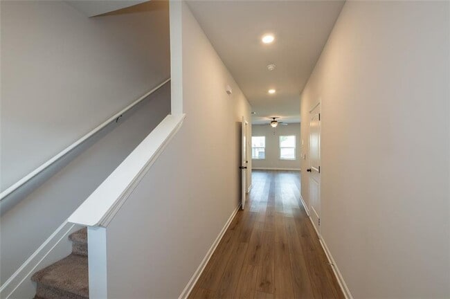 Building Photo - 6979 Zaniah Rd