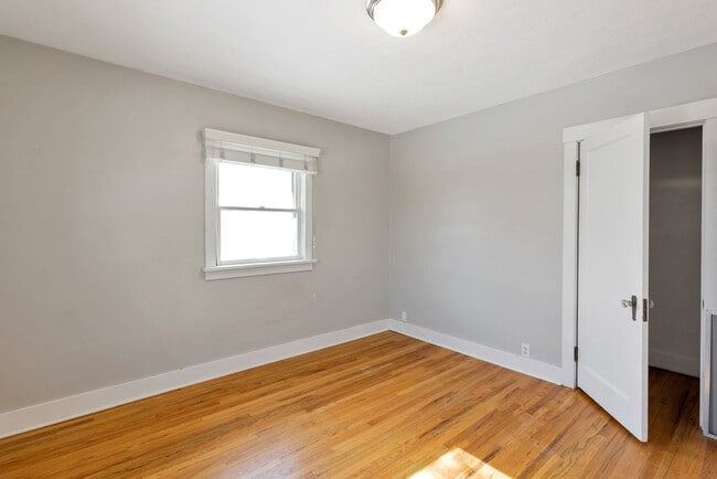 Building Photo - Charming 3 Bedroom Bungalow in West Valley