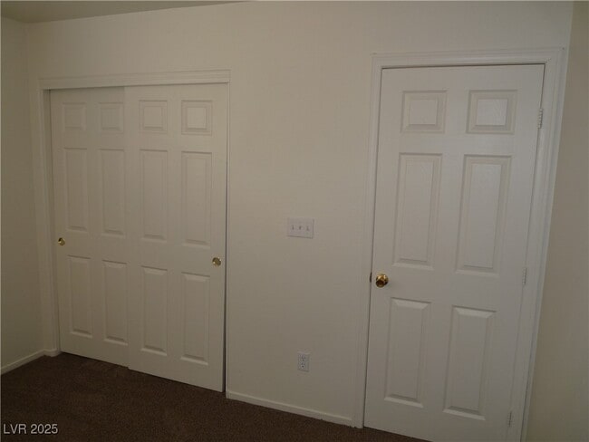 Building Photo - 7944 Crimson Point St