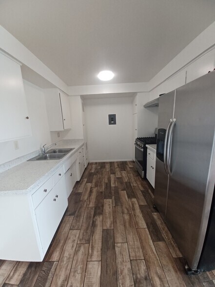 Building Photo - Cherokee Trail Apts
