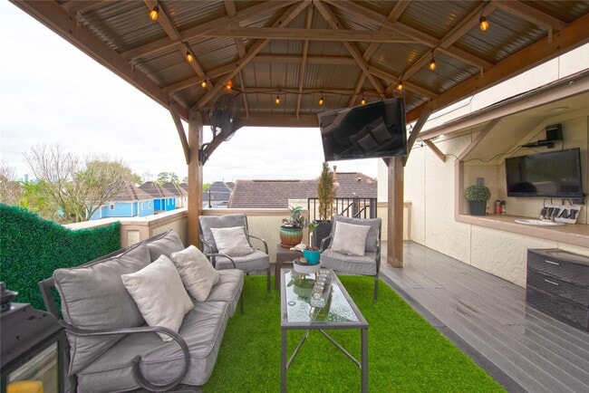 Building Photo - 1141 W 23rd St