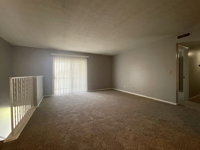 Building Photo - 5424 Cedar Springs