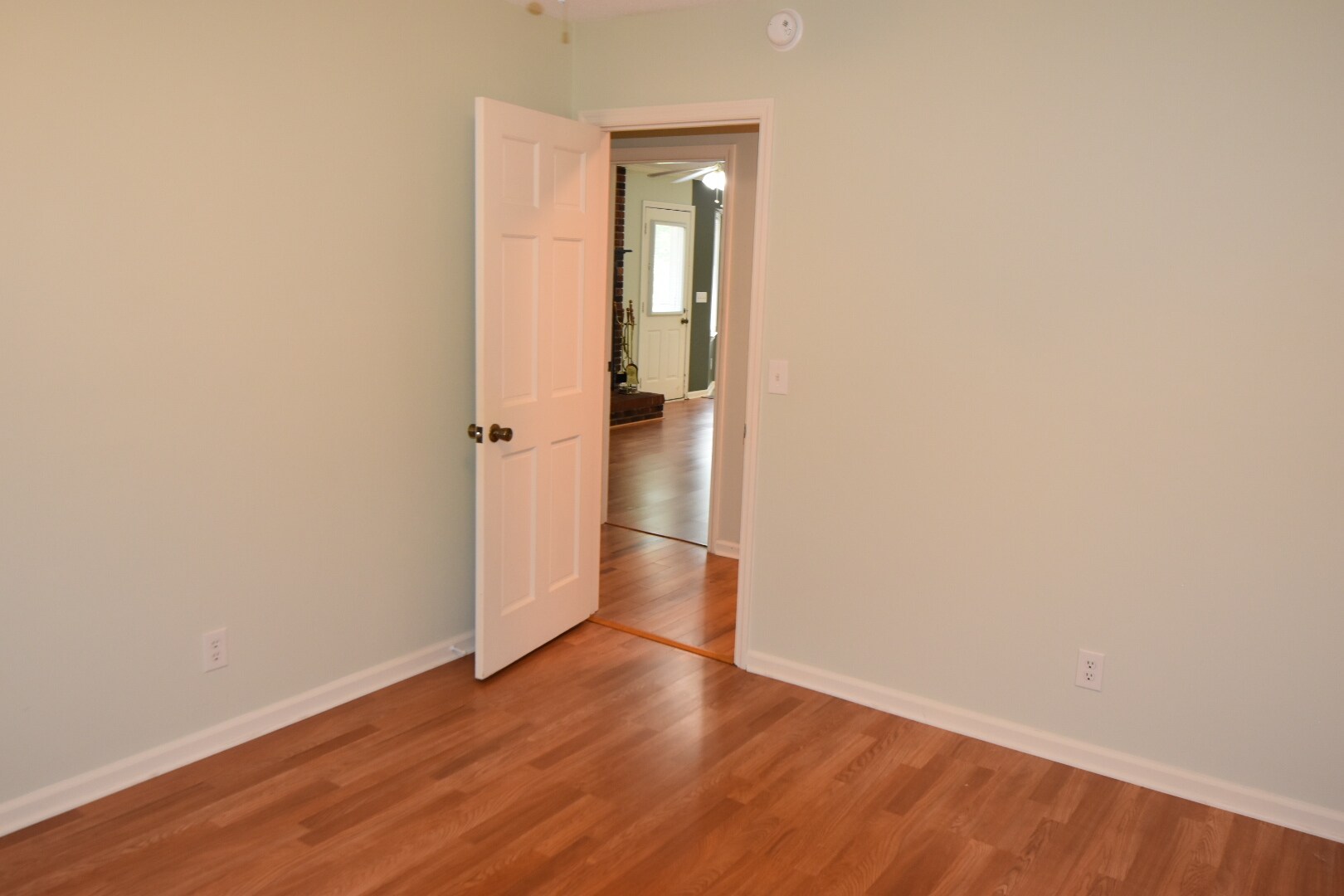 Building Photo - 1502 Parmele Dr