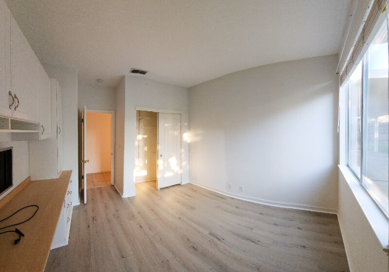 Building Photo - 5338 Brookfield Cir