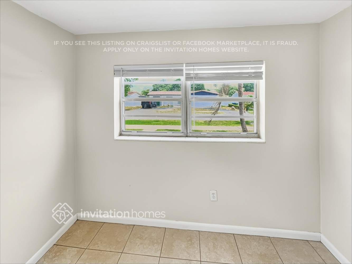 Building Photo - 1270 NW 196th St