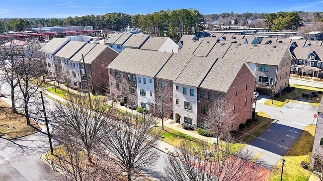 Building Photo - 2761 Bell Dr SE