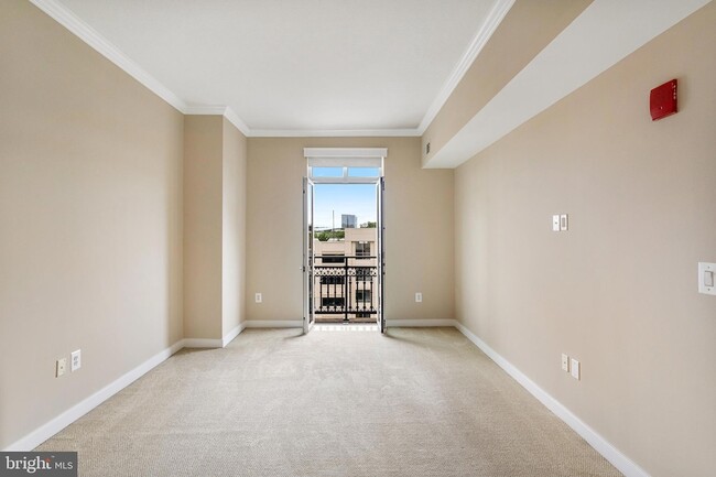 Building Photo - 155 Potomac Passage