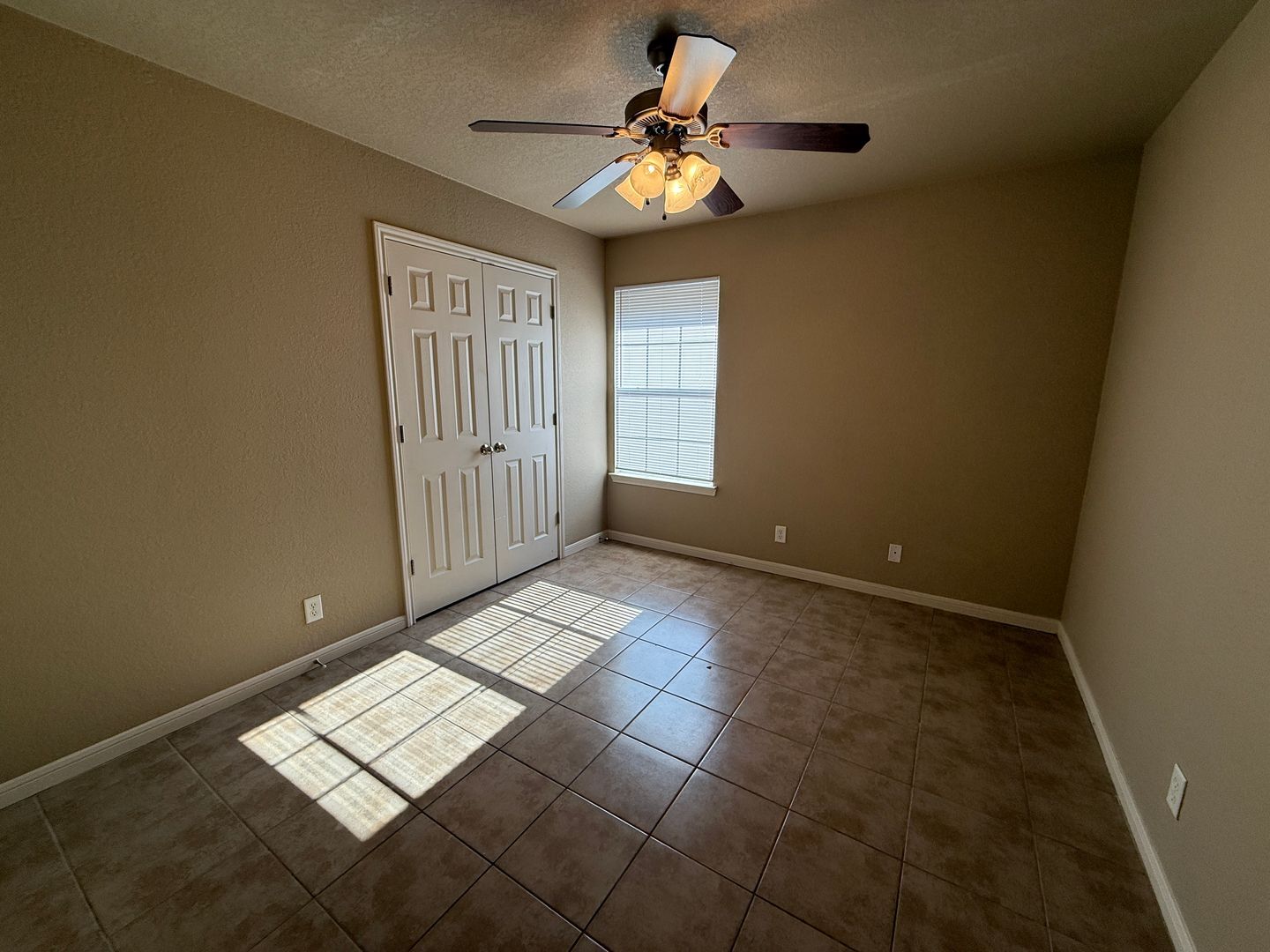 Building Photo - 1306 Powder River Dr