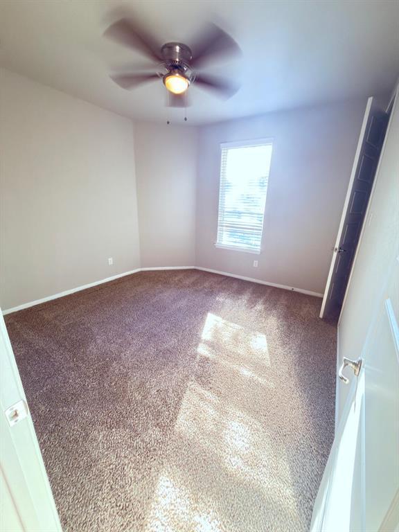 Building Photo - 807 Copper Lake Rd