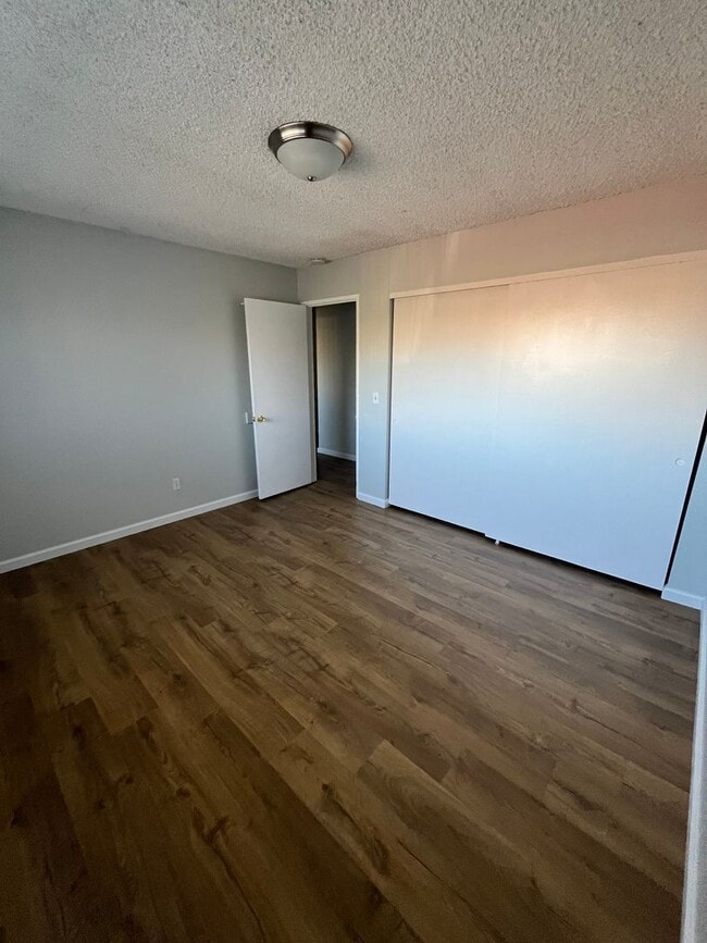 Building Photo - Beautiful 3-Bedroom, 2-Bath Home with Garage – Move-In Ready!