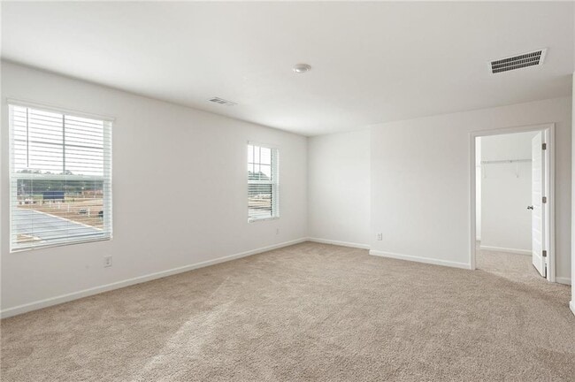 Building Photo - 6072 Knickerbocker St