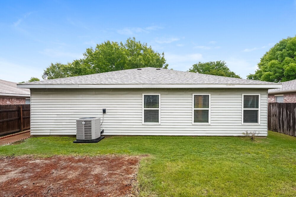 Building Photo - 556 Blue Haze Dr