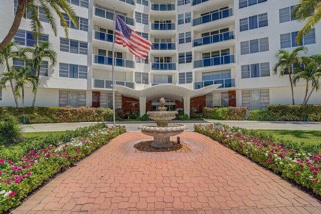 Building Photo - 2800 N Flagler Dr