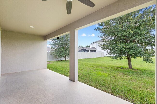 Building Photo - 33034 Sand Creek Dr