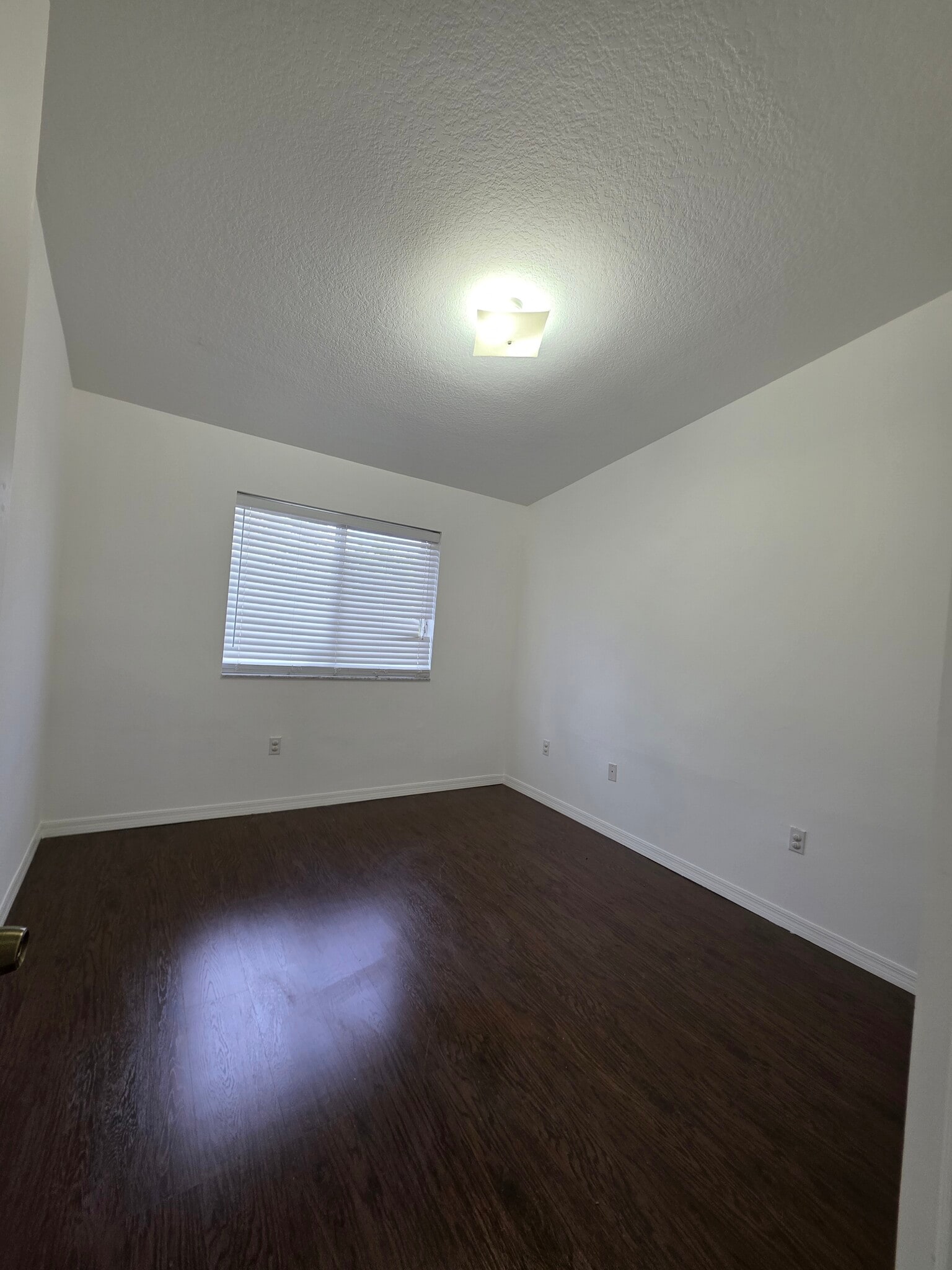 3rd bedroom - 3398 NE 9th Dr