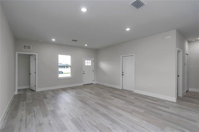 Building Photo - 13855 SW 47th Cir