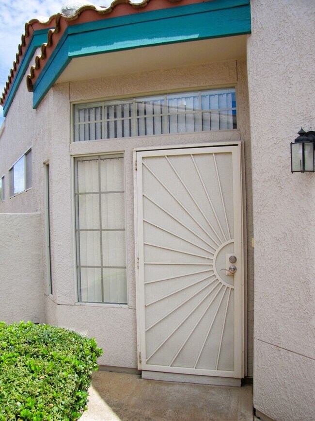 Building Photo - 2BR/2BA/2CG, 1437 sq.ft. rental w/ community pool in Sierra Springs subdivision in Sierra Vista, AZ