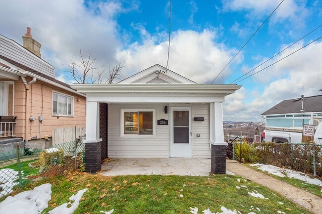 Building Photo - Stunning 4 bedroom home in Mt. Washington available January 2nd!