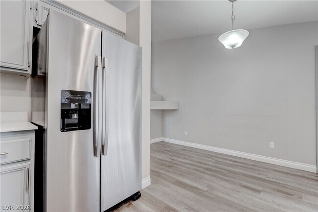 Building Photo - 1613 Cathedral Peak Ct
