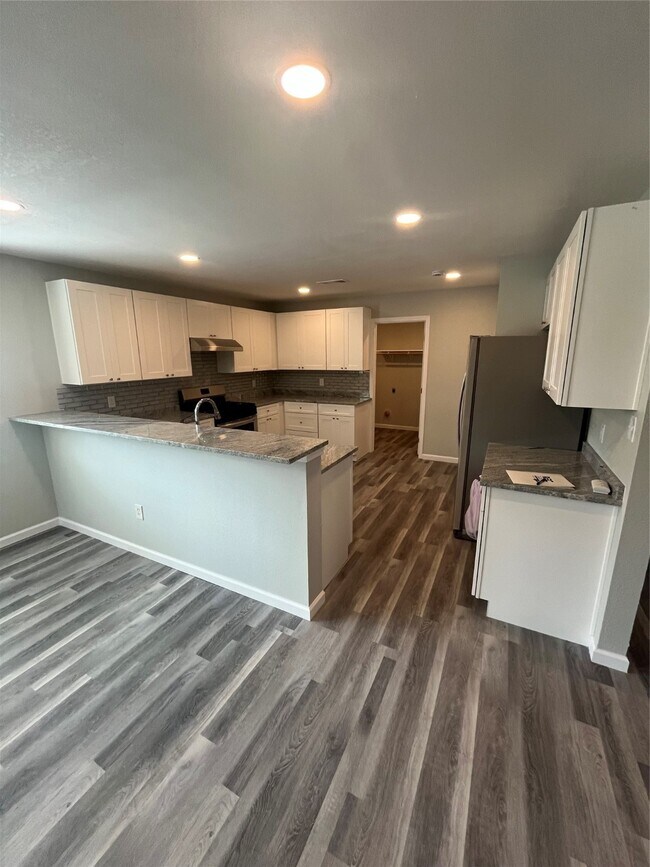 Building Photo - 316 E A St