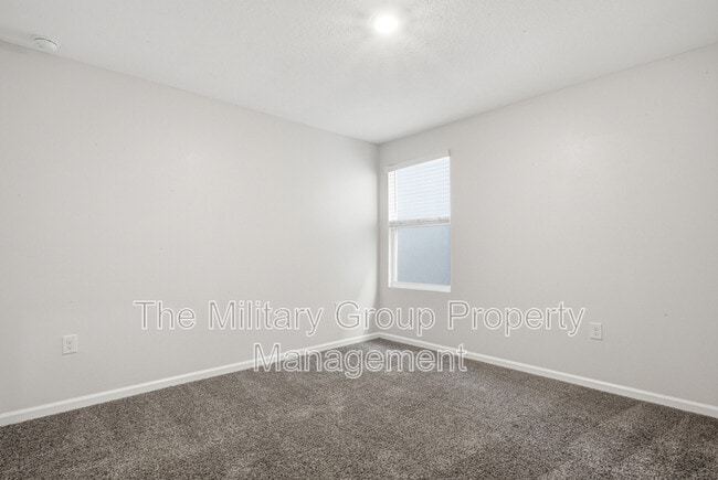 Building Photo - 15729 Equine Gait Dr