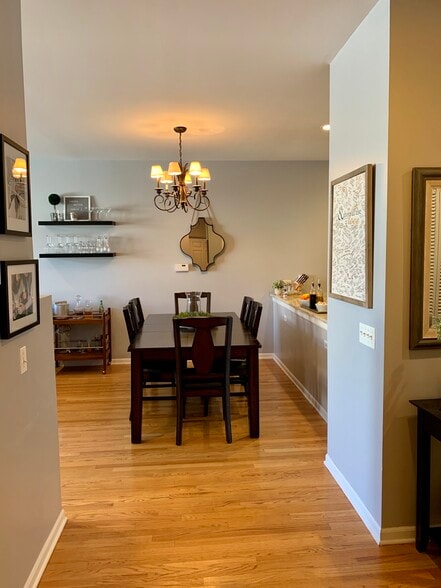 Kitchen Table - 2040 W Belmont Ave