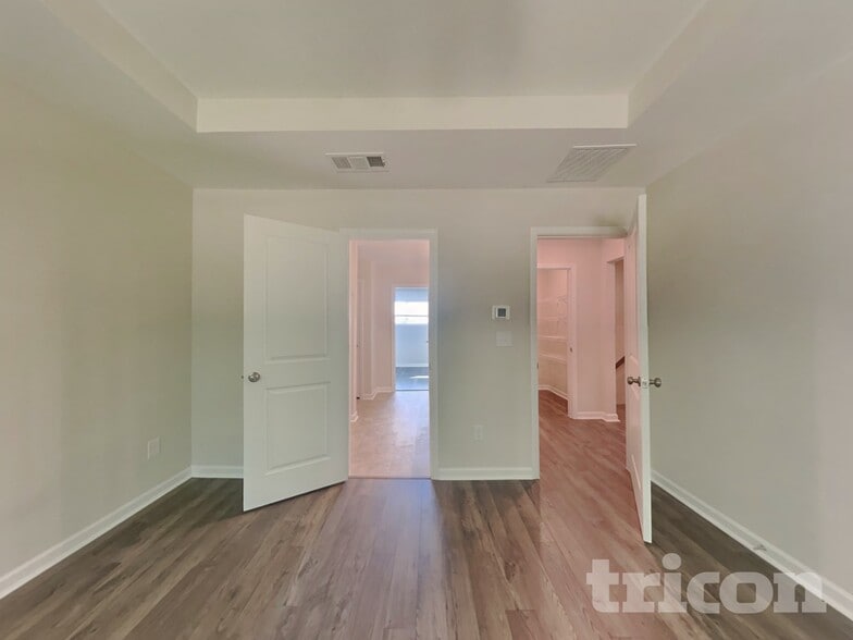 Building Photo - 184 Chapelcrest Ln