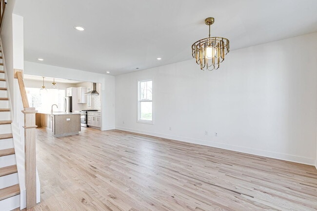 Building Photo - 2224 Perry St