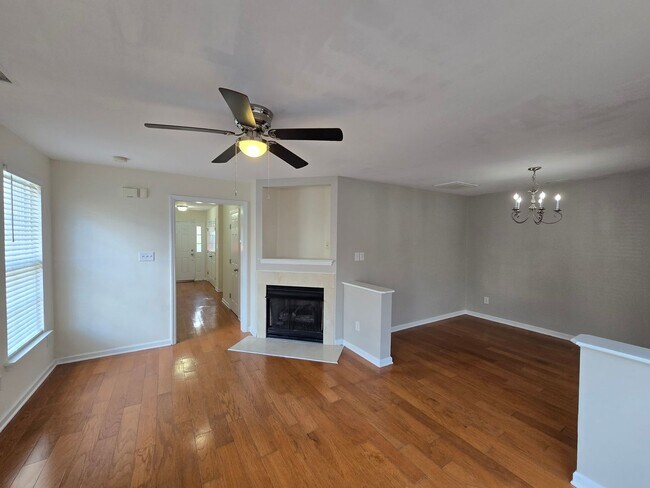 Building Photo - Gateway at Brier Creek