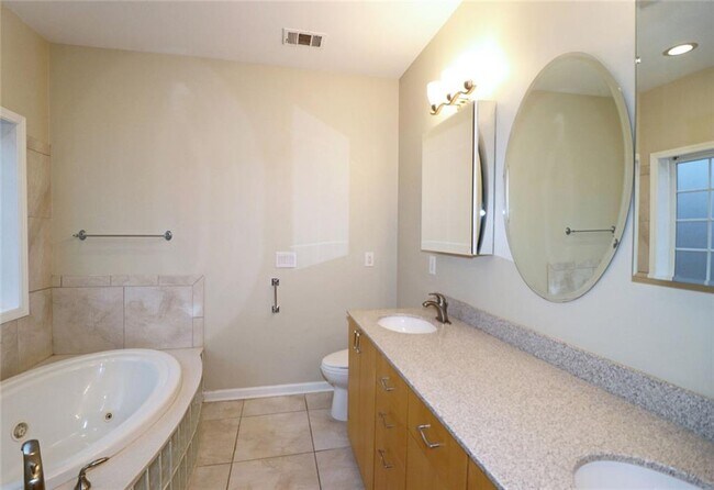 Building Photo - 100 Wiley Hills Trail