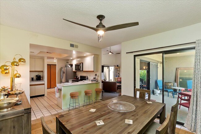 Building Photo - 1326 Tiffany Cir N