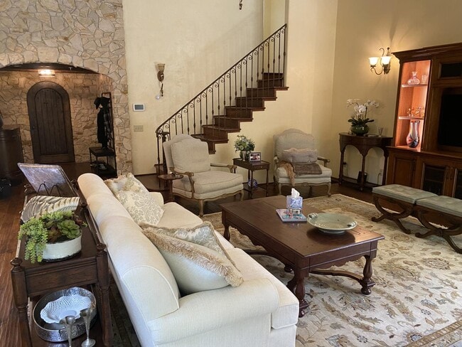 Building Photo - 0 Carmelo St