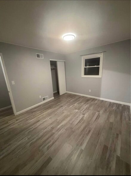 Building Photo - 2125 Kilps Dr