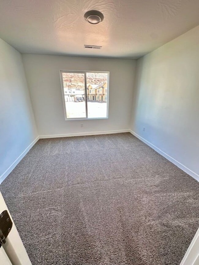 Building Photo - End Unit Townhome